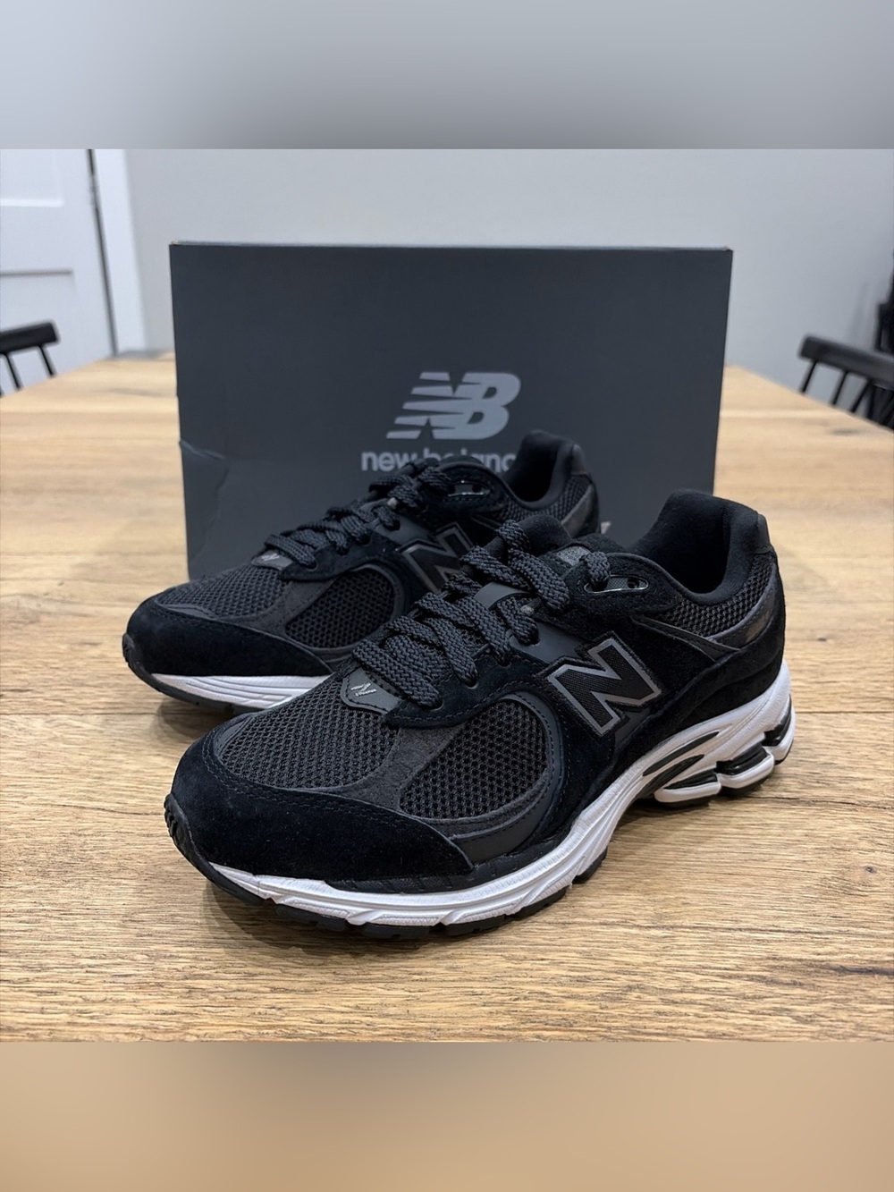 Size 6.5 Women’s New Balance 2002R Black Gunmetal Grey White M2002RBK
